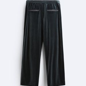 ZARA velvet lounge pants Spring 2025 collection
Condition: gently used